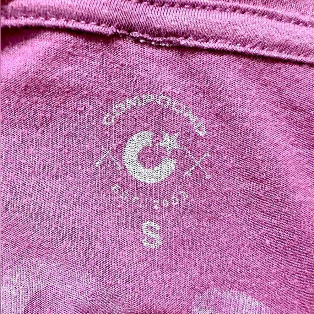 Woman’s Compound Cropped Tee size S - Picture 3 of 3